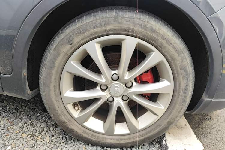 Used Geely Auto Emgrand GS 2016 Sport Edition 1.3T Automatic LingShang Model Right Front Wheel Hub