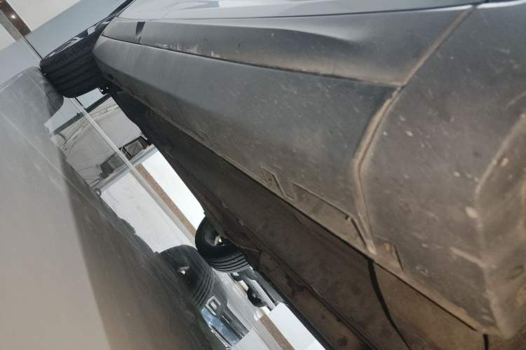 Used Geely Auto Emgrand GS 2016 Sport Edition 1.3T Automatic ZhenShang Model Right Side Sill