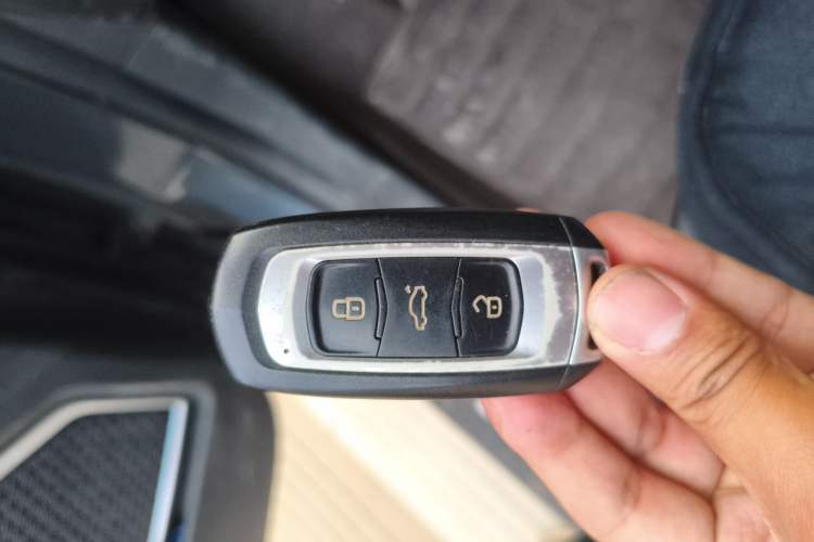 Used Geely Auto Emgrand GS 2016 Sport Edition 1.8L Automatic LingShang Model Vehicle Key