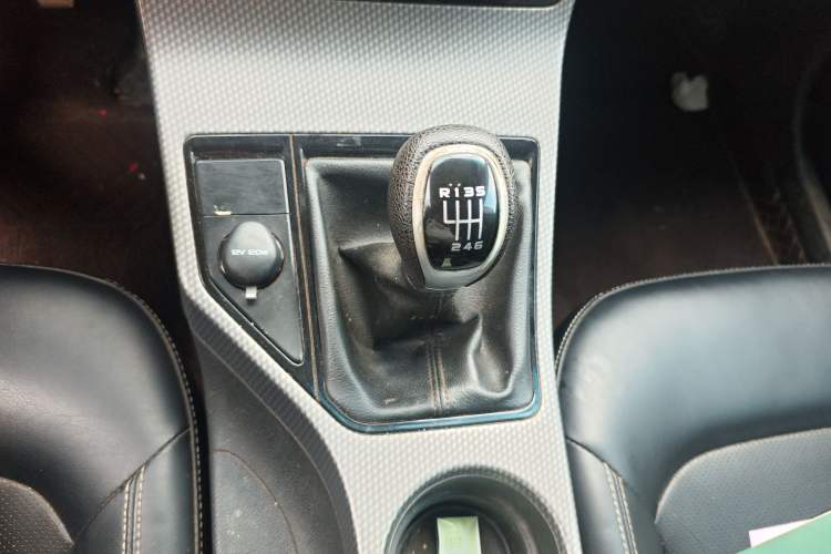 Used Geely Auto Emgrand GS 2016 Sports Edition 1.8L Manual LingShang Model Gear Lever