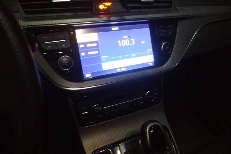 Used Geely Auto Emgrand GS 2016 Sport Edition 1.3T Automatic ZhenShang Model Audio And AC Panel