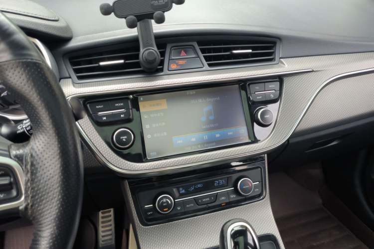 Used Geely Auto Emgrand GS 2016 Sport Edition 1.8L Automatic LingShang Model Audio And AC Panel