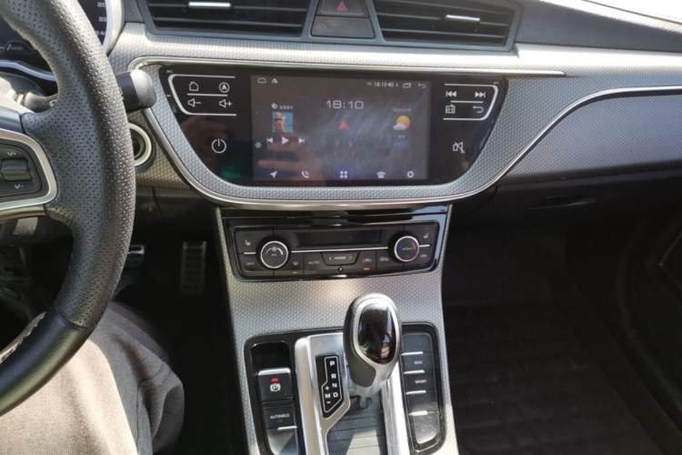 Used Geely Auto Emgrand GS 2016 Sport Edition 1.3T Automatic ZhenShang Model Audio And AC Panel