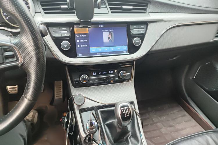 Used Geely Auto Emgrand GS 2016 Sports Edition 1.8L Manual LingShang Model Audio And AC Panel