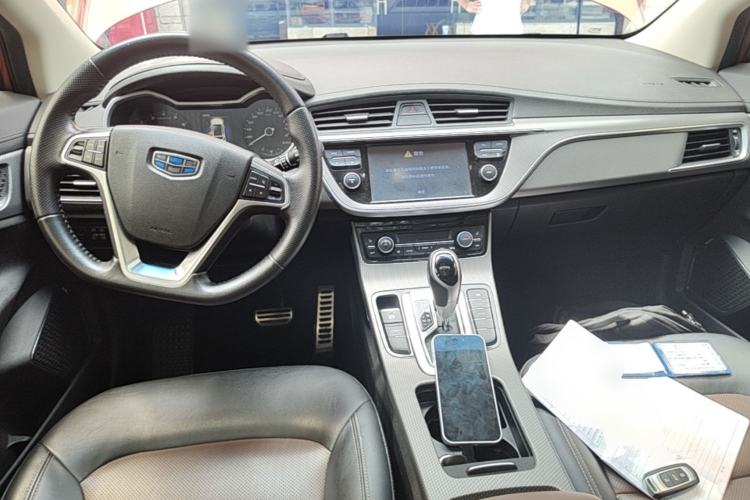 Used Geely Auto Emgrand GS 2016 Sport Edition 1.3T Automatic ZhenShang Model Center Console