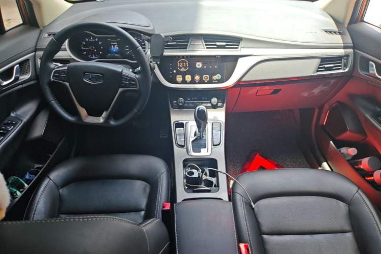 Used Geely Auto Emgrand GS 2016 Sport Edition 1.3T Automatic LingShang Model Center Console