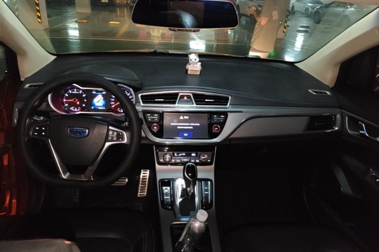 Used Geely Auto Emgrand GS 2016 Sport Edition 1.3T Automatic LingShang Model Center Console