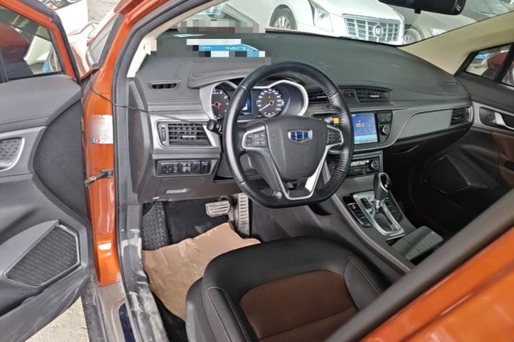 Used Geely Auto Emgrand GS 2016 Sport Edition 1.3T Automatic ZhenShang Model Center Console