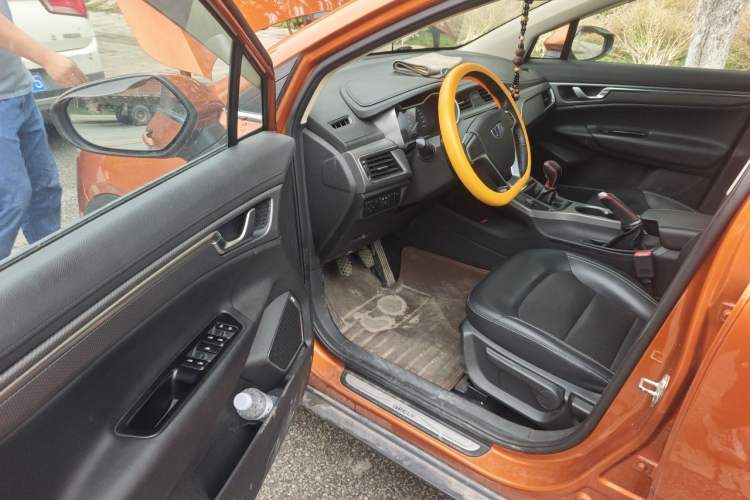 Used Geely Auto Emgrand GS 2016 Sports Edition 1.8L Manual LingShang Model Driver Seat