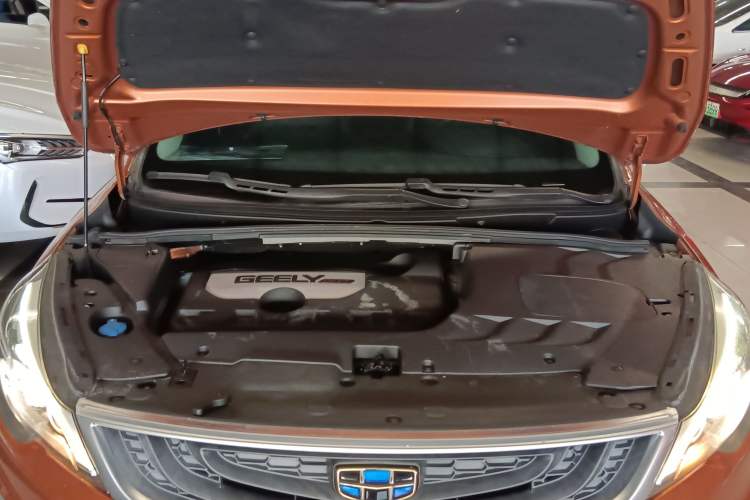 Used Geely Auto Emgrand GS 2016 Sport Edition 1.8L Automatic LingShang Model Engine Bay