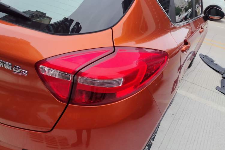 Used Geely Auto Emgrand GS 2016 Elegant Edition 1.3T Automatic ZhenShang Model Exterior 1