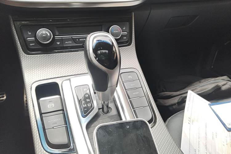 Used Geely Auto Emgrand GS 2016 Sport Edition 1.3T Automatic ZhenShang Model Gear Lever