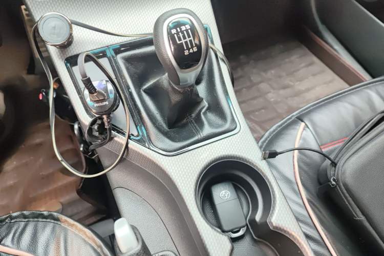 Used Geely Auto Emgrand GS 2016 Sports Edition 1.8L Manual LingShang Model Gear Lever