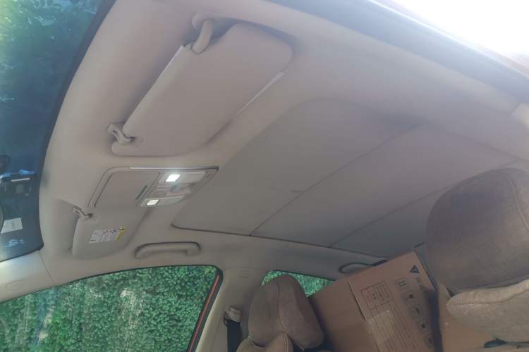 Used Geely Auto Emgrand GS 2016 Elegant Edition 1.3T Automatic ZhenShang Model Headliner