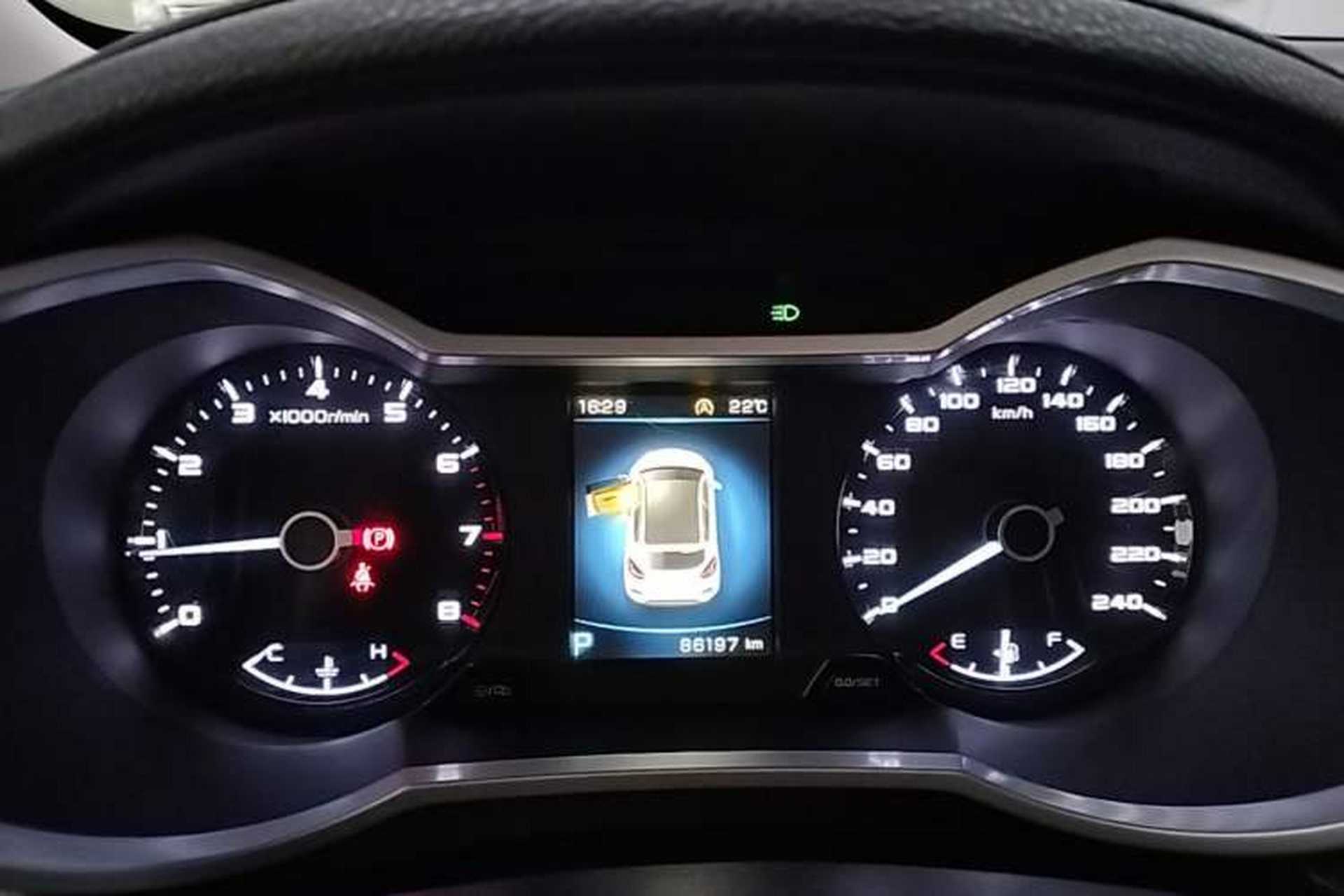 Used Geely Auto Emgrand GS 2016 Sport Edition 1.3T Automatic ZhenShang Model Instrument Cluster