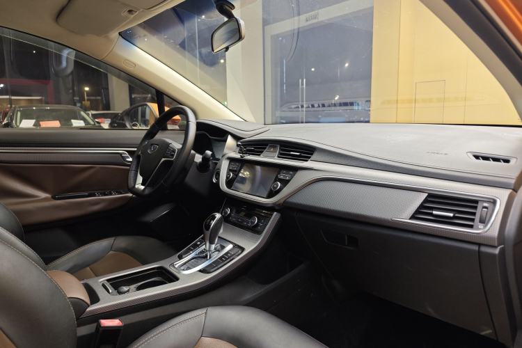 Used Geely Auto Emgrand GS 2016 Sport Edition 1.3T Automatic ZhenShang Model Interior 1