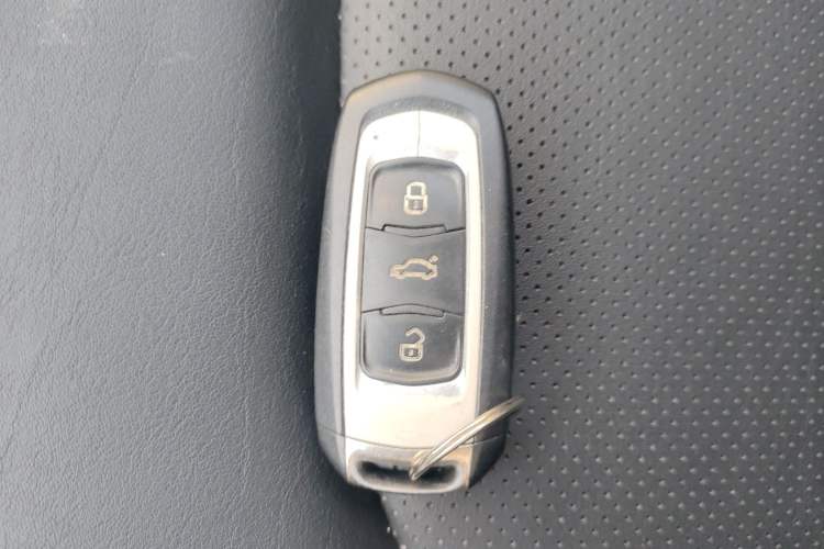 Used Geely Auto Emgrand GS 2016 Sport Edition 1.3T Automatic LingShang Model Interior 1