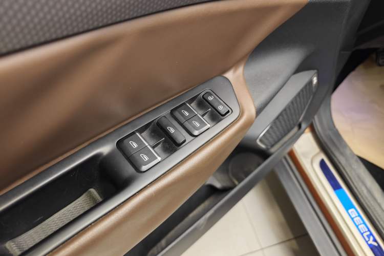 Used Geely Auto Emgrand GS 2016 Sport Edition 1.3T Automatic ZhenShang Model Interior 10