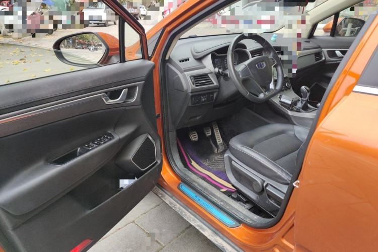 Used Geely Auto Emgrand GS 2016 Sport Edition 1.3T Manual LingShang Model Interior 3