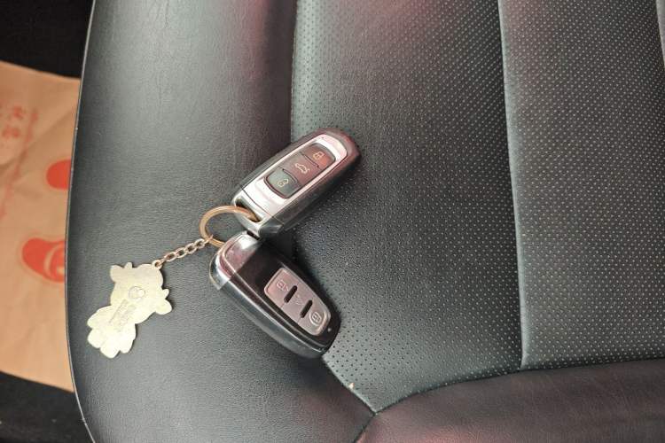 Used Geely Auto Emgrand GS 2016 Elegant Edition 1.8L Automatic LingShang Model Interior 4
