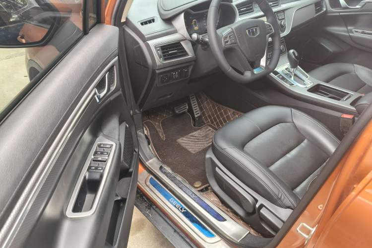 Used Geely Auto Emgrand GS 2016 Sport Edition 1.3T Automatic LingShang Model Interior 4