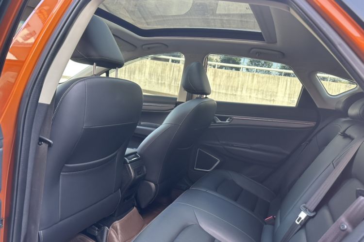 Used Geely Auto Emgrand GS 2016 Sport Edition 1.8L Automatic LingShang Model Interior 4