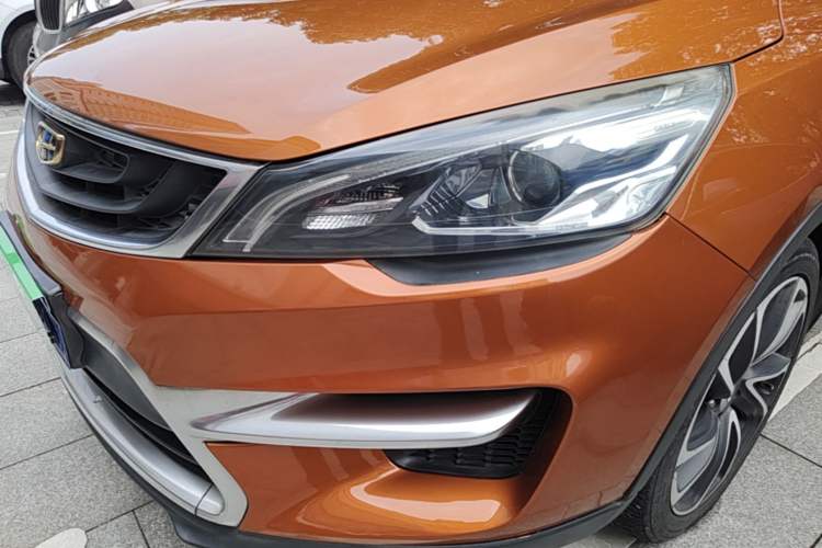 Used Geely Auto Emgrand GS 2016 Sport Edition 1.3T Automatic ZhenShang Model Left Front Headlight