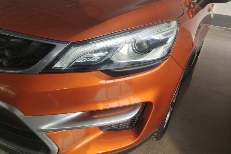 Used Geely Auto Emgrand GS 2016 Sport Edition 1.3T Automatic LingShang Model Left Front Headlight