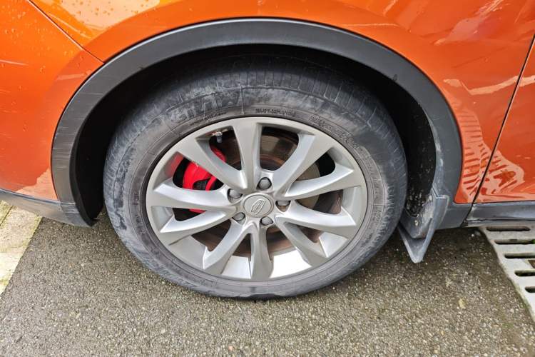 Used Geely Auto Emgrand GS 2016 Sports Edition 1.8L Manual LingShang Model Left Front Wheel Hub