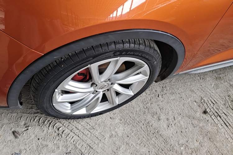 Used Geely Auto Emgrand GS 2016 Sport Edition 1.3T Automatic ZhenShang Model Left Front Wheel Hub