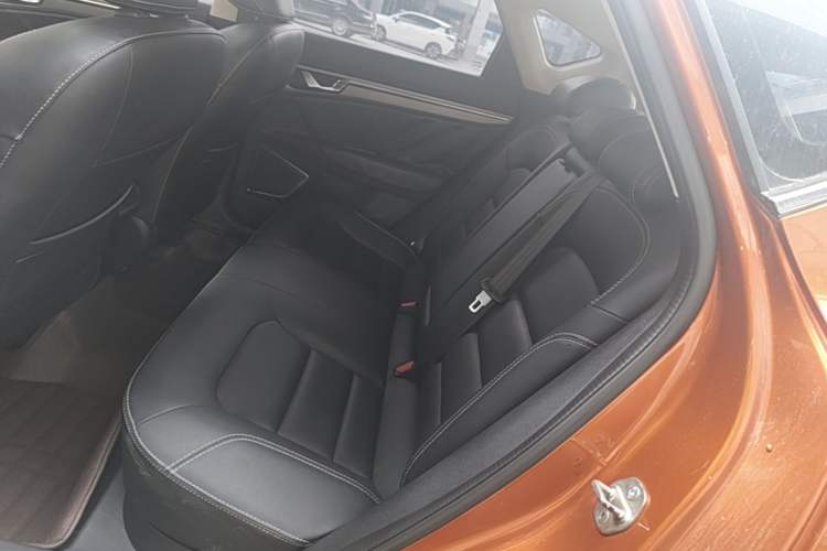 Used Geely Auto Emgrand GS 2016 Sport Edition 1.3T Automatic LingShang Model Left Rear Seat