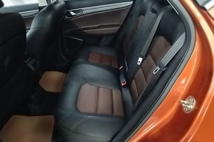 Used Geely Auto Emgrand GS 2016 Sport Edition 1.3T Automatic ZhenShang Model Left Rear Seat