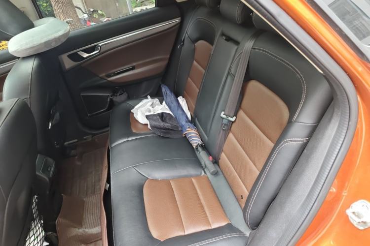 Used Geely Auto Emgrand GS 2016 Sport Edition 1.3T Automatic ZhenShang Model Left Rear Seat