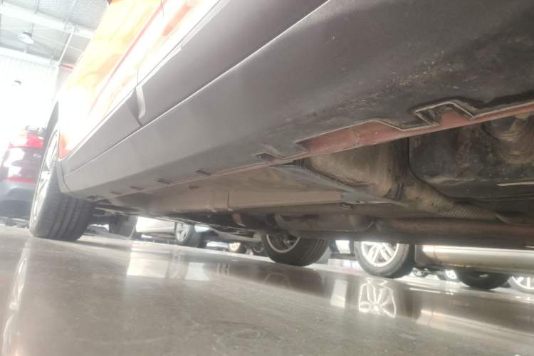 Used Geely Auto Emgrand GS 2016 Sport Edition 1.3T Automatic LingShang Model Left Side Sill