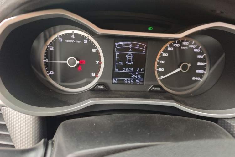 Used Geely Auto Emgrand GS 2016 Sports Edition 1.8L Manual LingShang Model Odometer Close Up