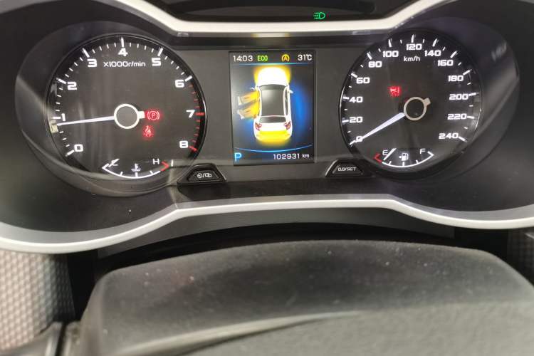 Used Geely Auto Emgrand GS 2016 Elegant Edition 1.3T Automatic ZhenShang Model Odometer Close Up