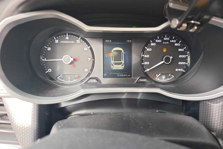 Used Geely Auto Emgrand GS 2016 Elegant Edition 1.3T Automatic LingShang Model Odometer Close Up