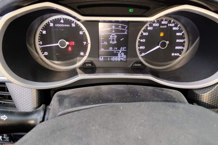 Used Geely Auto Emgrand GS 2016 Sports Edition 1.8L Manual LingShang Model Odometer Close Up