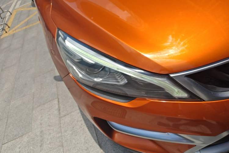 Used Geely Auto Emgrand GS 2016 Sport Edition 1.3T Automatic LingShang Model Right Front Headlight