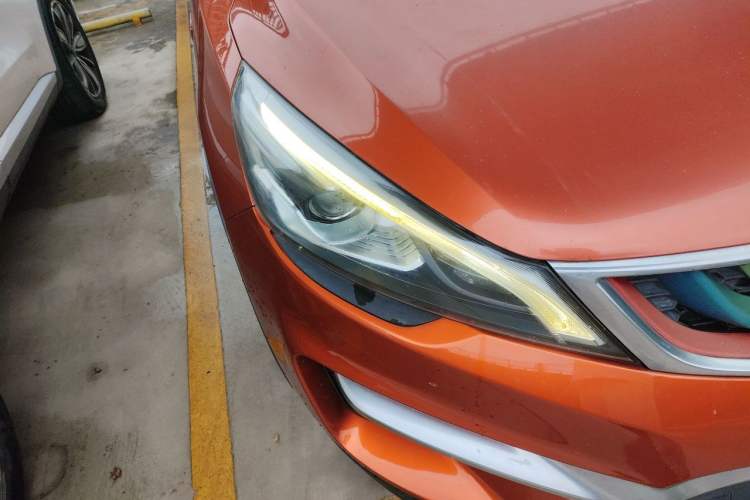 Used Geely Auto Emgrand GS 2016 Sport Edition 1.3T Manual LingShang Model Right Front Headlight