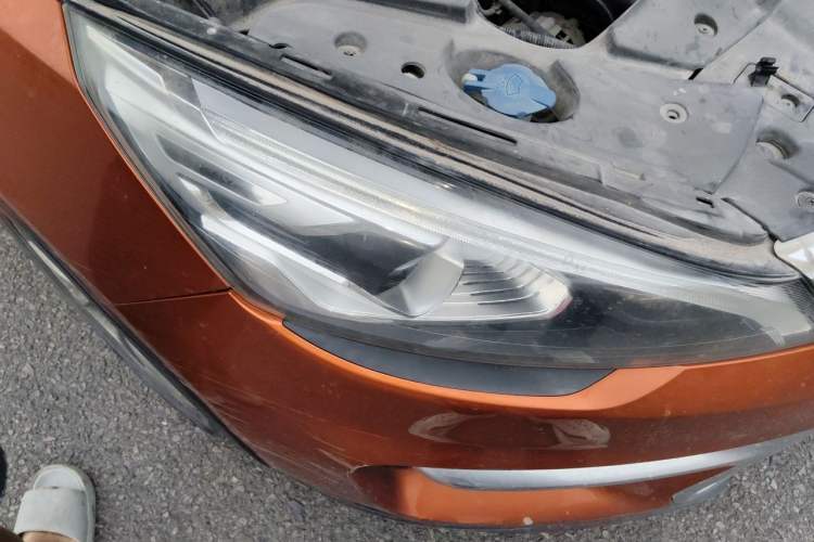 Used Geely Auto Emgrand GS 2016 Sports Edition 1.8L Manual LingShang Model Right Front Headlight