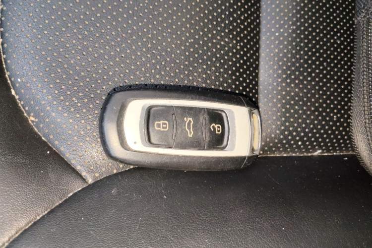 Used Geely Auto Emgrand GS 2016 Sports Edition 1.8L Manual LingShang Model Vehicle Key