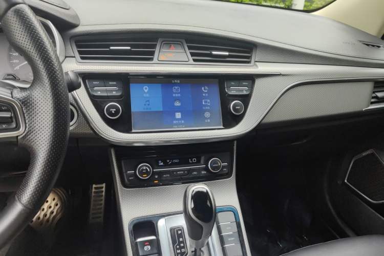 Used Geely Auto Emgrand GS 2016 Sport Edition 1.8L Automatic LingShang Model Audio And AC Panel