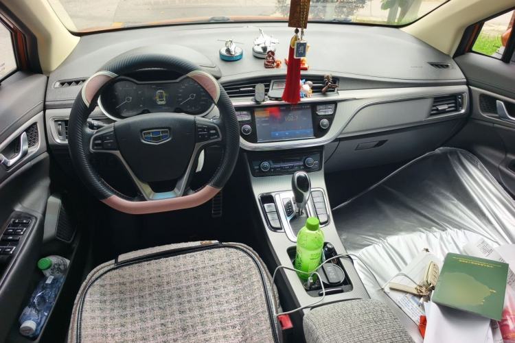 Used Geely Auto Emgrand GS 2016 Sport Edition 1.3T Automatic LingShang Model Center Console