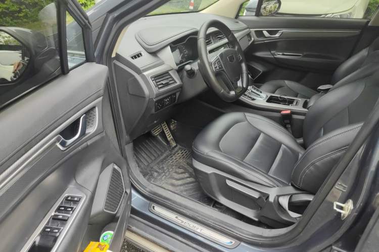 Used Geely Auto Emgrand GS 2016 Sport Edition 1.8L Automatic LingShang Model Driver Seat