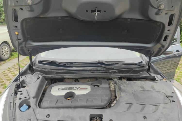 Used Geely Auto Emgrand GS 2016 Sport Edition 1.8L Automatic LingShang Model Engine Bay