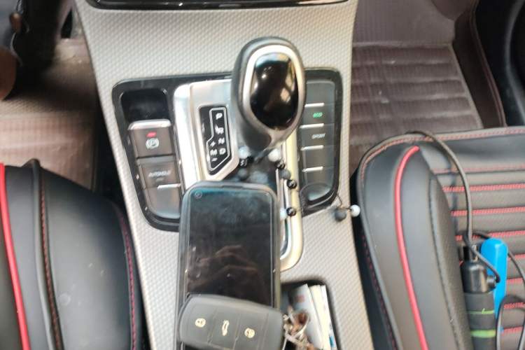Used Geely Auto Emgrand GS 2016 Sport Edition 1.8L Automatic LingShang Model Gear Lever