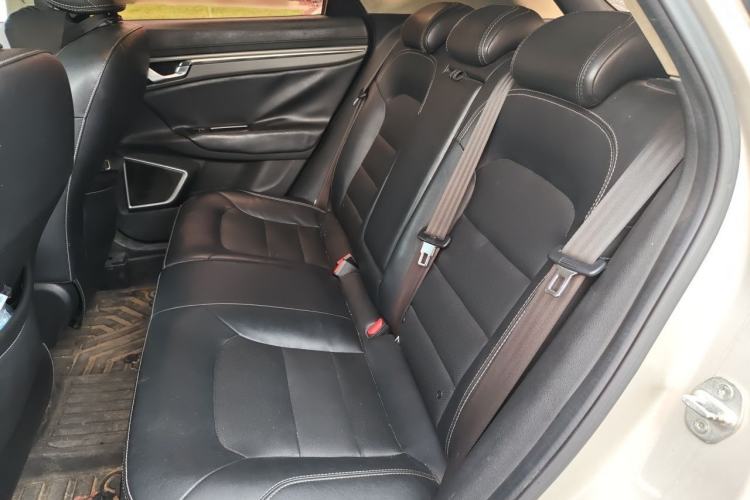 Used Geely Auto Emgrand GS 2016 Elegant Edition 1.8L Automatic LingShang Model Left Rear Seat