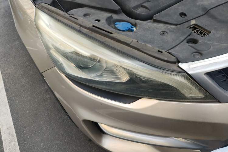 Used Geely Auto Emgrand GS 2016 Sport Edition 1.8L Automatic LingShang Model Right Front Headlight