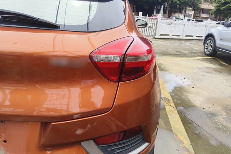 Used Geely Auto Emgrand GS 2016 Elegant Edition 1.3T Automatic ZhenShang Model Right Rear Taillight